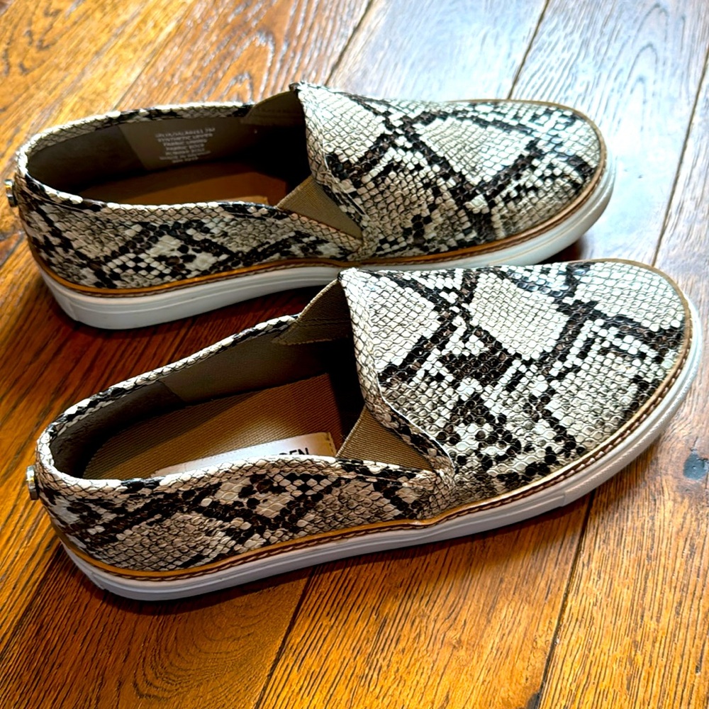 Steve Madden Loafers